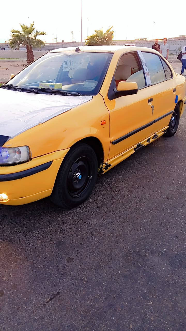 سامند سيارة جاهزة مكينة كير حدادة تخم تاير موديل ٢٠١١.مكان سيارة بصرة  سعرها ١٦بيها مجال بسيط
