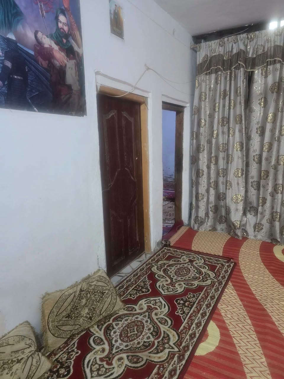 بيت للبيع • حي الملايين • ٣٠٠م