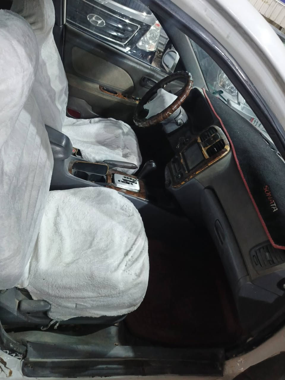 السلام عليكم سوناته موديل، 2000رقم قادسيه تحويل مباشر ماتحول لا تخابر
سياره نضيفه حلوة جاهزه عوزه بس تبريد مايشتغل 

مكينه كير اوتوماتيك جديد 

حداديه جاهزه 

كهربائيّات شغاله 

سياره مصبوغه عام بدون ضربه خياس ملكط 

غرفه نضيفه حلوة شاشه شغاله 

السعر 37بيه مجال قليل

تفاصيل أكثر ***********//***********

مكان بابل الشوملي بالخدمة
