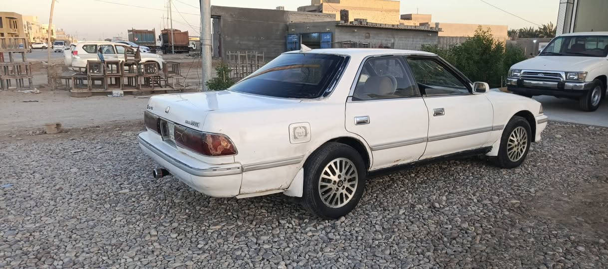 سلام عليكم سياره مارك للبيع رقم واسط شرط تحويل مشروع وطني سنويه جديده تخم تاير حداديه جديده كير ومكينه ونجي مكفولات مكفوله من الكص والنقل جثه والضربه القويه والعيب شرعي سياره جاهزه كهربائيات كله شغاله سعر 30ورقه وبيه مجال عنوان واسط الكوت دجيلي ***********
