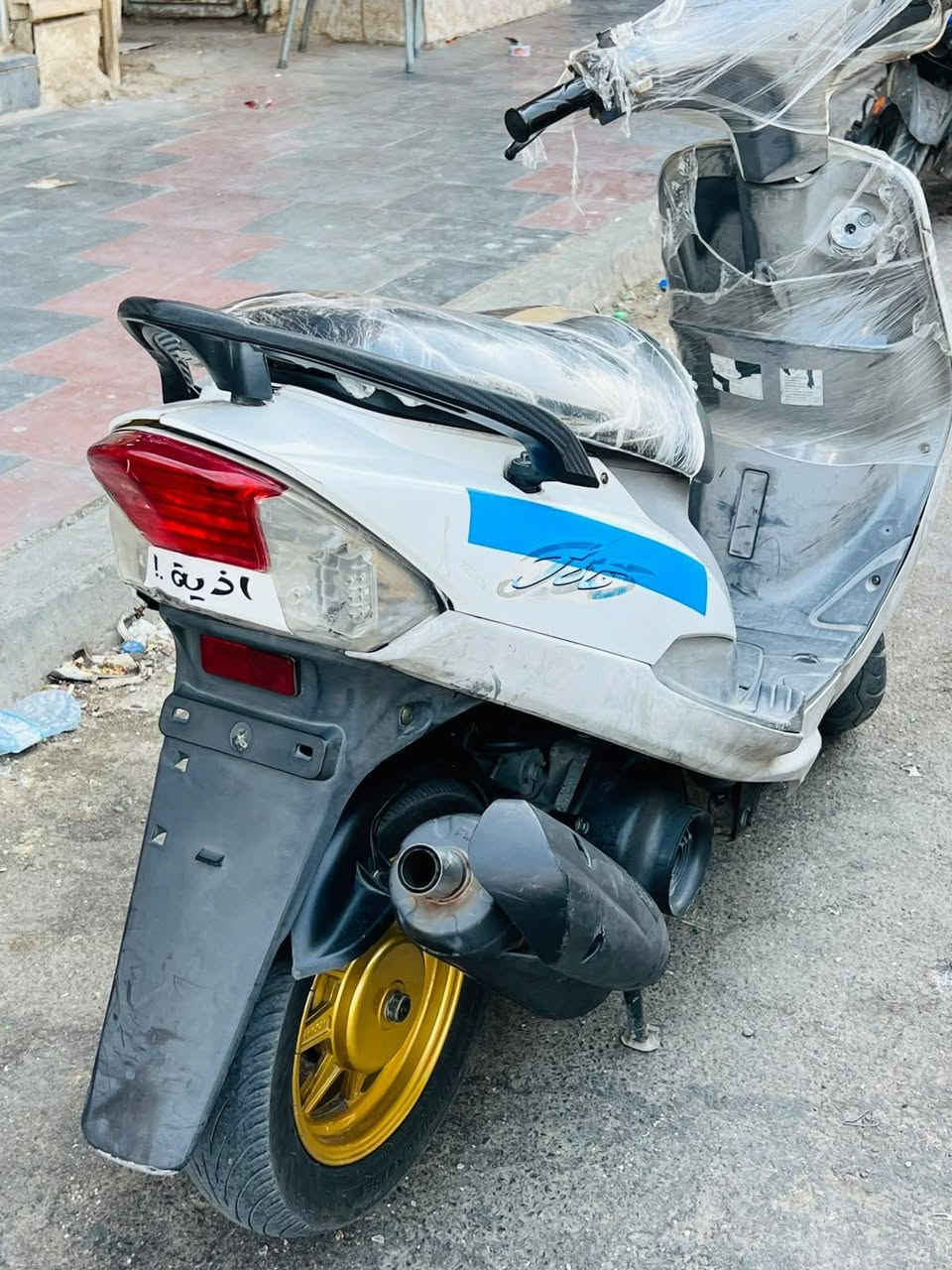 السلام عليكم ماكس للبيع دراجه ما مفتوحه ورادلهه شوي ترتيب سعر 650 وبيه مجال ل طيبين شراي بتفضل خاص + رقم ***********
