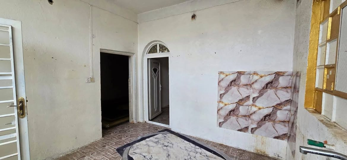بيت للرهان ب 15 مليون النجف حي ميسان مساحة البيت 75 متر يتكون من غرفتين ومطبخ وصحيات كبيرة
قطاع 23 قرب شارع الكيات للاستفسار الاتصال *********** 
#بيت_للبيع
#عقار_للبيع
#عقارات_الكوفة
#الكوفة
#بيت_في_الكوفة
#بيع_عقار_الكوفة
#بيت_تمليك
#فرصة_استثمار
#بيت_جاهز_للسكن
#عروض_عقارية
#بيع_مباشر
#الكوفة_عقارات
#منزل_للبيع
