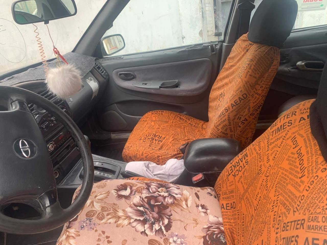 السلام عليكم دايو برنس موديل 96 رقم بغداد انكليزي الجديد باسمي سنويه جديده مشروح وطني تتحول هنا بل رمادي تاريخ انتهاء السنويه مجدده 2031 يله تسقط محرك 2000 كير اتوماتيك تبريد شغال شرط ثلج خللها البك مرات يرجع بطيئ وديتها وكالو فيش مكطعه عارضها قفل 28 مكاني رمادي شارع ٢٠ للاستفسار ***********
