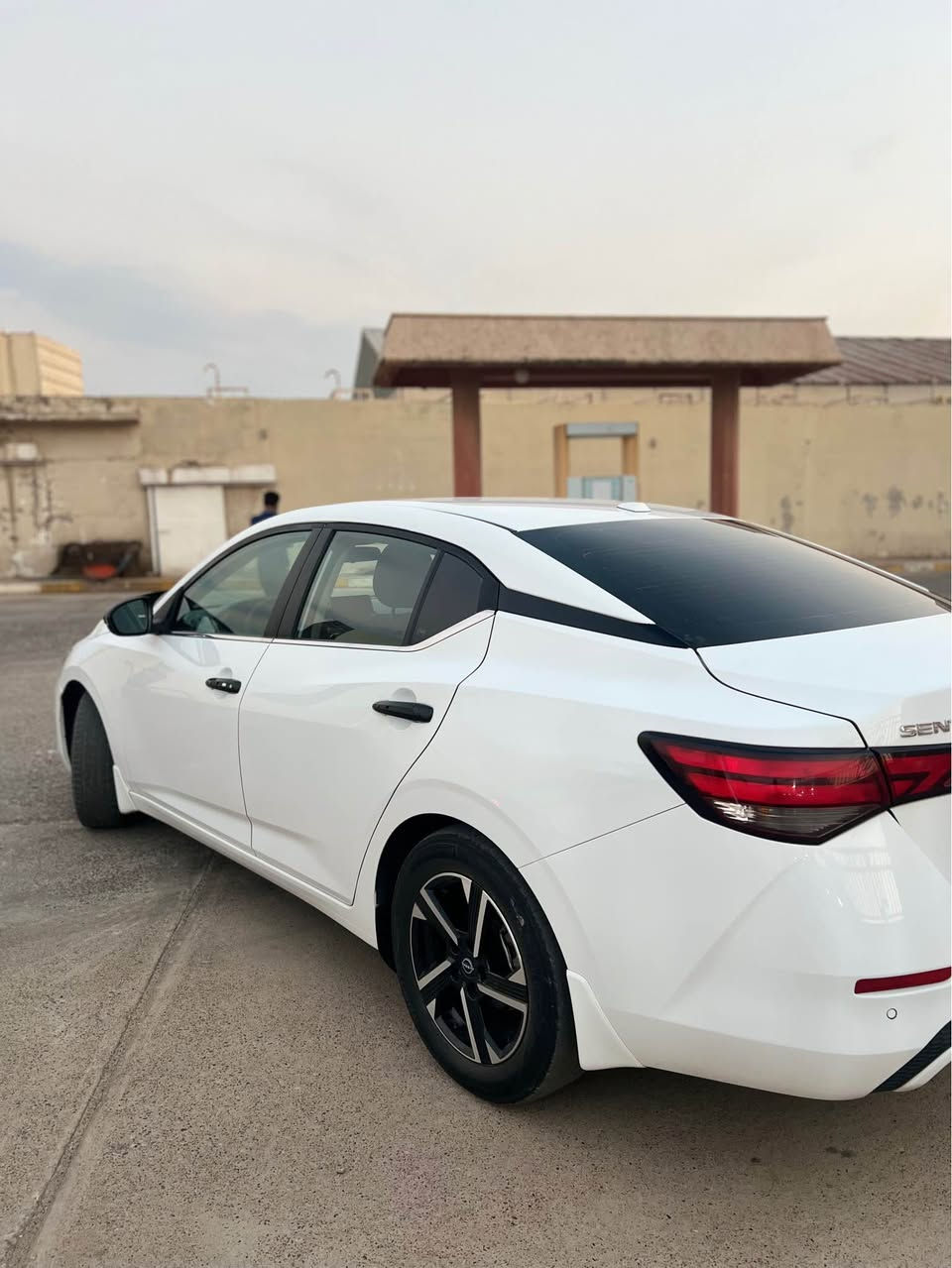 NISSAN SENTRA 2024 SV
بس بولند سبوخ  
گئررمكينه شه رت 
تحويل وكاله شه رت
جار تا جديد 
رقم سنوي جديد 
نمونه خاويني 
سعر بن بازار 
128$مجال باش  تيدا 
*********** اكر, نينوى
