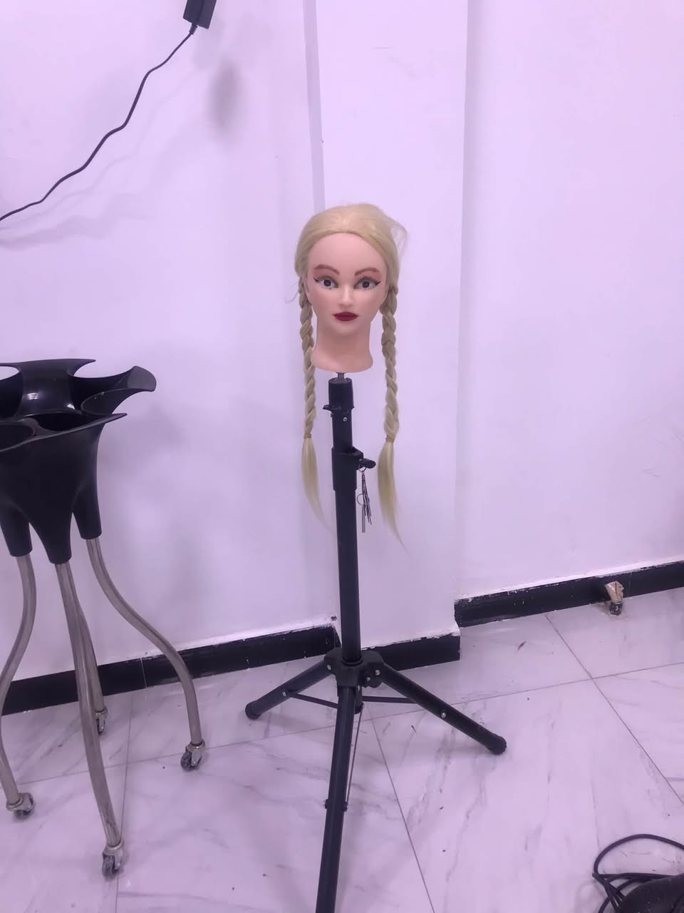 سلام عليكم ذني الغراض ل بيع
ل تواصل رقم الهاتف ***********
