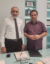 الدكتور انور الزرفي اختصاص كهربائيه القلب فوق التخصص من اعظم أطباء الع...
