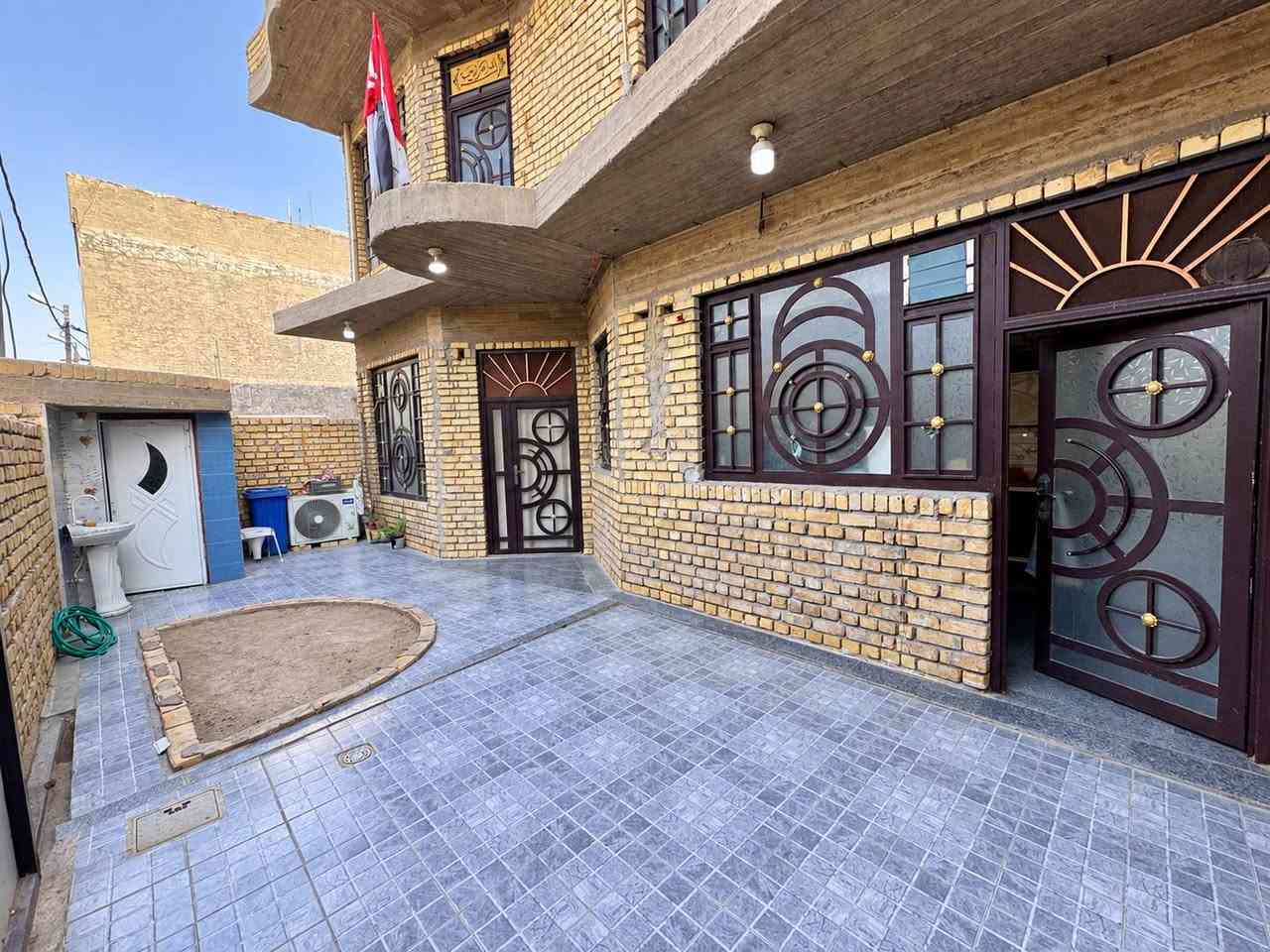 🏠 دار للبيع في الخاجية
📐 المساحة: 200 م²

📏 الواجهة: 10 م

📏 النزال: 20 م

📍 الموقع: الخاجية

🏡 المواصفات: بناء طابقين، خدمات متكاملة

💰 السعر: 235 مليون 

📞 للاستفسار:

***********
