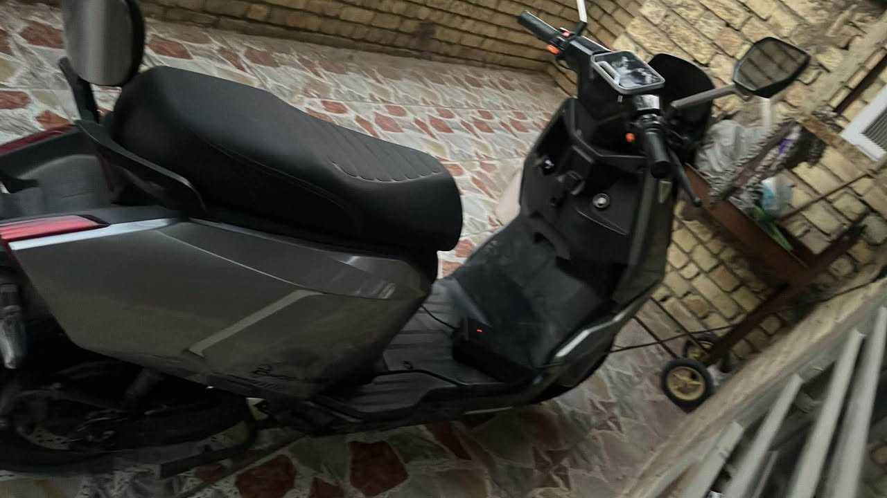 السلام عليكم ريان fx
مثبت سرعه 

نضام بكR

حساس زدحامp

لايت زنون 

3سرعات 

سرعاتها60

ملف2500

بطاريات 6

صارلها 8اشهر من شتغلت 

مكانها بغداد 

سعرها٩٠٠ وبيه مجال بسيط 

دراجه كلشي مابيها نقص 

الشحنه لوحده تمشيك٦٠ كيلو 

***********
