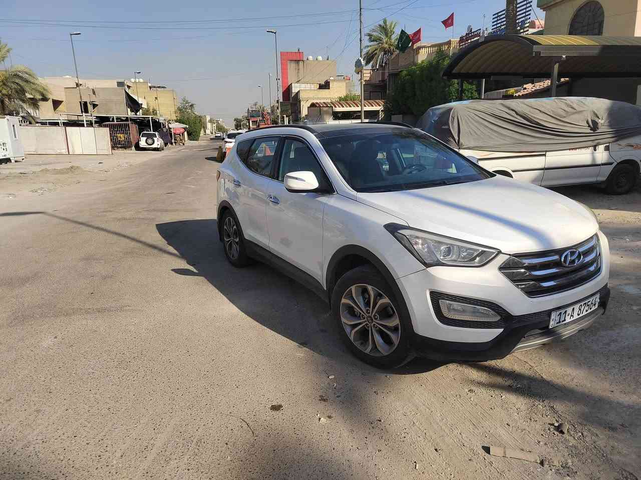 سنتافيا موديل ١٣ وارد خليجي كامل مواصفات باسمي الرقم الجديد سنويه لغاية ٣١ محرك ٣٣٠٠ فور درايف ويل ٦ سلندر ٧ راكب ثلاث قطع تبريد سليد روف مري شفط كشن كهربائي بدون حادث على وضع الشركه ماعدا بارد شبر السعر ١٦٥  مكاني بغداد جميله رقمي ***********
