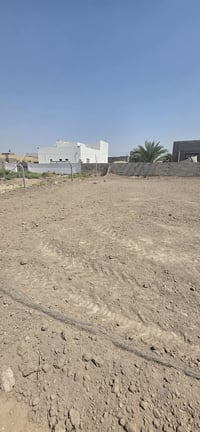 عرصه زراعي • خلف حي الجامعه • ٢٠٠م