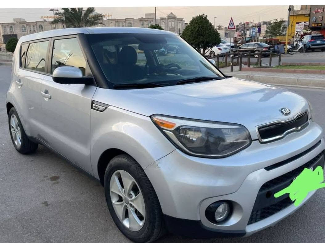 صول 16 محرك جي تي 1600 رقم بغداد الجديد سنوية لنهاية 28 بيهه 3 قطع سياره ليبل واحد سونار موجود رايدتها 90 شراي اتصل  وكلكم عله راسي مكان بغداد   صور الحادث مرفقه ***********

نص مكتوب في الصور:
- BidHistory.org