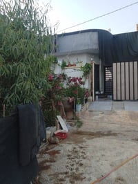 بيت • مفرق تلكيف • ١٥٠م