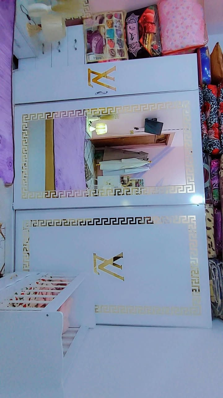سلام عليكم غرفه البيع شرط نضافه فول ***********
