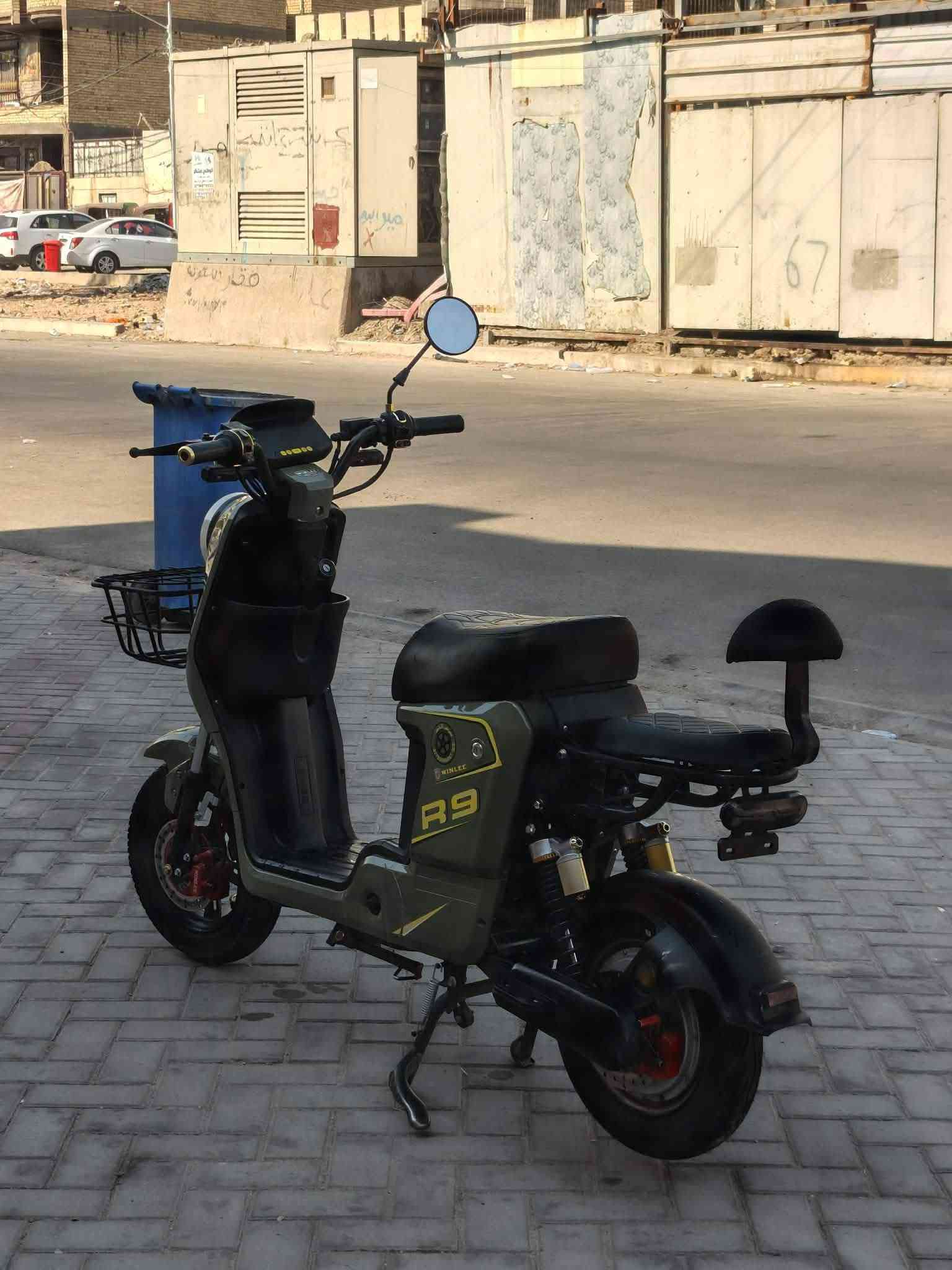 سلام عليكم 🔇
دراجه شحن R9 

دراجه نضيفه وحلوه

5بطاريات ونلي 📍نص عمر🚷

تمشي 40كيلو 

لايتات نوع زنون عالي ناصي 

السعر/300/ قابل للتفاوض 

العنوان 📍 بغداد مدينه الصدر 📍

للاستفسار/***********/
