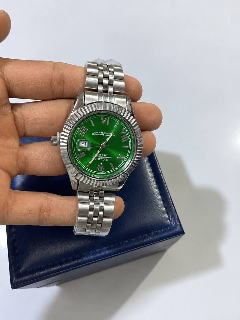 ساعة رولكس | فخامة تليق بيك
تصميم أنيق وتفاصيل راقية
 السعر: [7]
 توصيل لجميع المحافظات 
 للطلب والاستفسار: ‏‪***********
