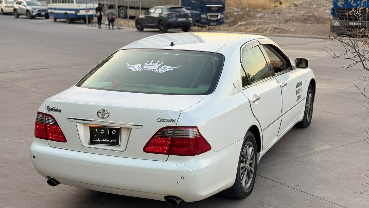 شاهینە ١٨٢
گەورە بە گەورە ٢٠٠٦
فول فول مواسەفات 
ساخ 
٣ پارچەی ئەوروپای هەیە 
کۆدی بۆ کراوە 
نمونە لە جوانی 
کامل مەسرەف کراوە 
هەتا بڵێی تونو تۆڵە
***********
