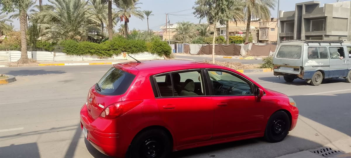 فيرسا • ٢٠١١ • محرك ٢٠٠٠