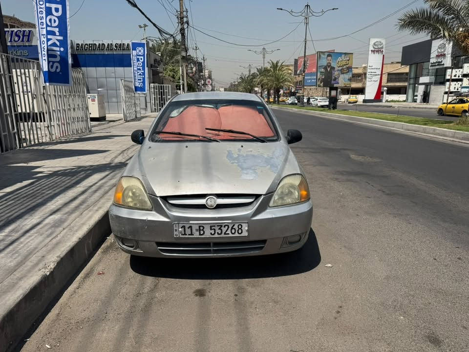 السلام عليكم للبيع كيا ريو 2005 كير عادي السياره بلاديه لا مصبوغه ولا معمرة تبريد شغال تخم تاير صدر امامي خلفي جديد رقم بغداد جديد 
السعر 38  
العنوان بغداد 
هاتف ***********
