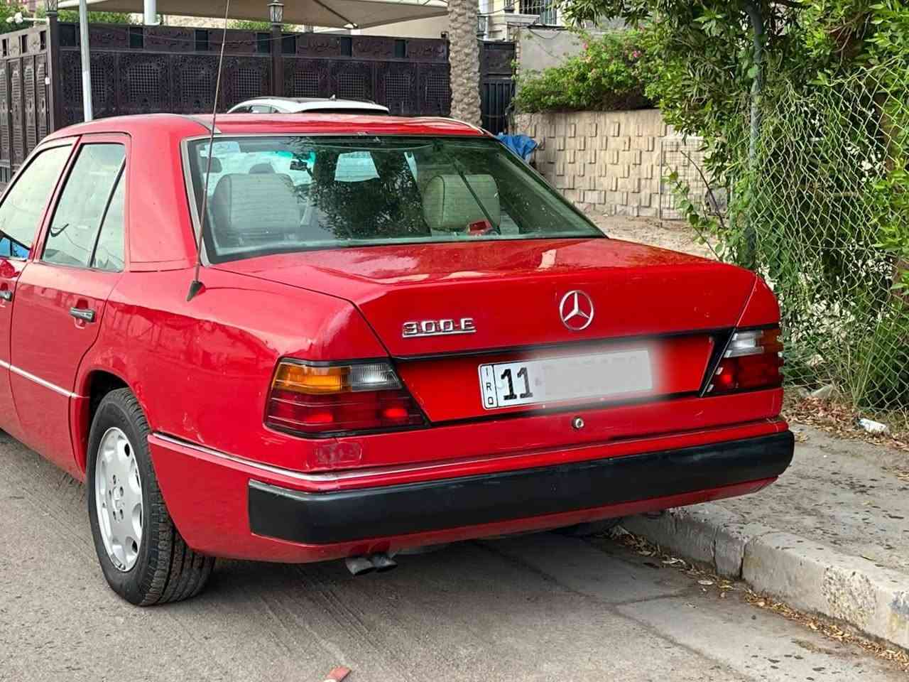 سلام عليكم مارسدس دب ١٩٨٩ بدون فتحه مكينه سته سلندر بلادبلاد عنكبوت كير مكينه صدر تبريد كله تمام اربعه  جام كهرباء مسجل شاشه كشن كهرباء العنوان بغداد                        السعر(((  ٧٣  )))                   تفاصيل أكثر.          ***********
