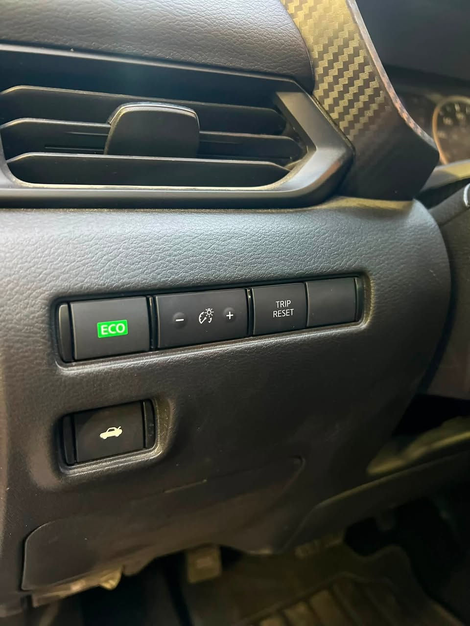 Nisstan sentra 2024 s
سەیارەکە تەنها بۆنیتی سبوغە بێ ژۆڕی
تەنها ١٠٠ مایل ڕۆیشتوە واتا (١٦٠کم)
سفر حیسابە بە شەرتی ئەوەی دەستکاری نەکرابێ 
رەقەمی نەشکاوە ٣ مانگی لەگەڵە 
هەموو شتی بە شەرت 
ئێڕباگ سوکان و شان سیستەمە
هەولێر
***********
