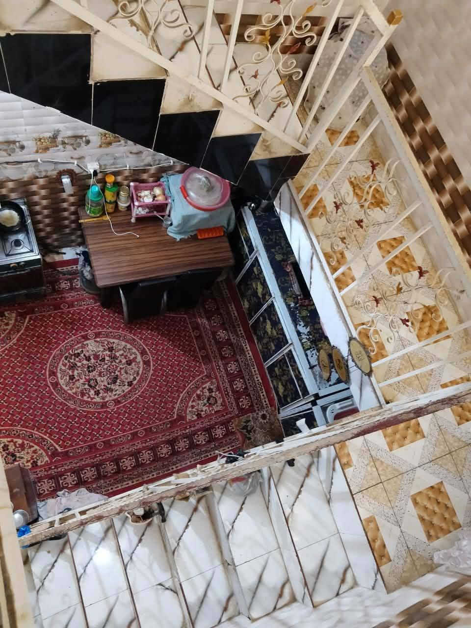 📍موقع حي الجامعة
السعداويه ورا سيطره العواد
بيت للبيع طابو🏡100متر
طابقين
الأول 
غرفه 🛌
صاله🖼
مطبخ🍽🍴
 استقبال🏦
صحيات 🪞
طابق ثاني
غرفه🛌
صاله🖼
حمام🚿
حديث كونكريت وبناء طابوك
يرهم اقصاد مقدمه والباقي قصد
#السعر 85وبي مجال
الوسيط العقاري
***********☎
عندك عقار للعرض دز تفاصيل وصور والباقي علينه
