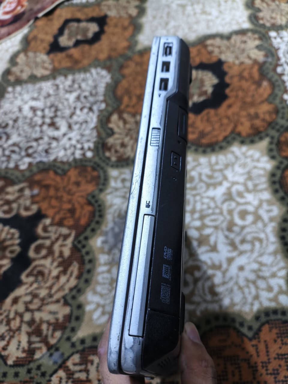 لابتوب Dell Latitude E6430 للبيع
🔹 المعالج: Intel Core i7-3540M بسرعة 3.00GHz
🔹 الرام: 4GB DDR3
🔹 كرت الشاشة: NVIDIA NVS 5200M 1GB
🔹 التخزين: 500GB
🔹 الشاشة: 14 إنچ تقريباً
🔹 الجهاز مناسب للدراسة، العمل، التصفح والبرامج الخفيفة 🎓💼
🔹 الجهاز شغال وجاهز للاستخدام للتواصل هذا رقمي ***********
