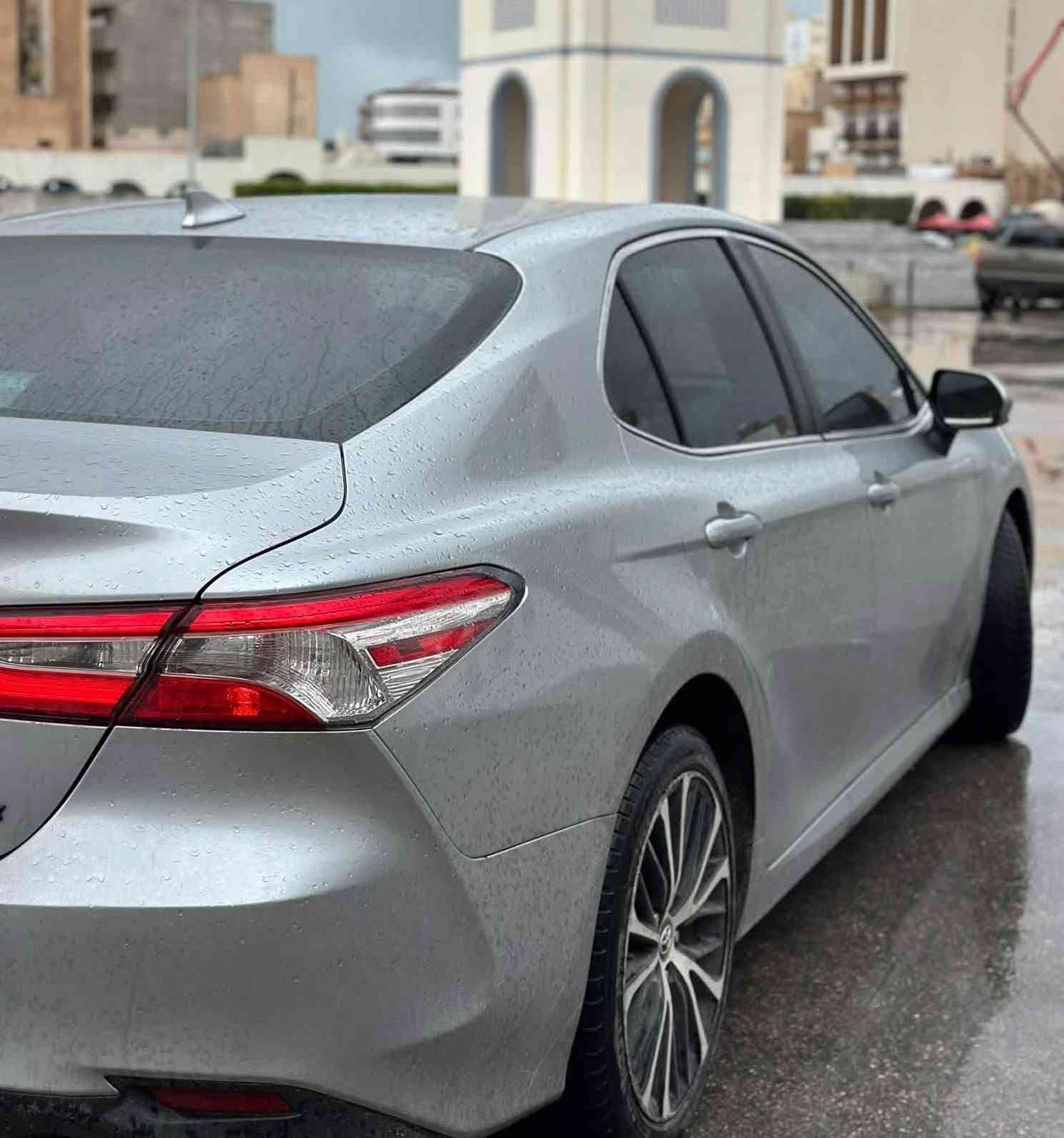 كامري LE • ٢٠٢٠ • رقم بغداد