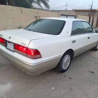 كراون • ١٩٩٨ • مكينة ٣٠٠٠