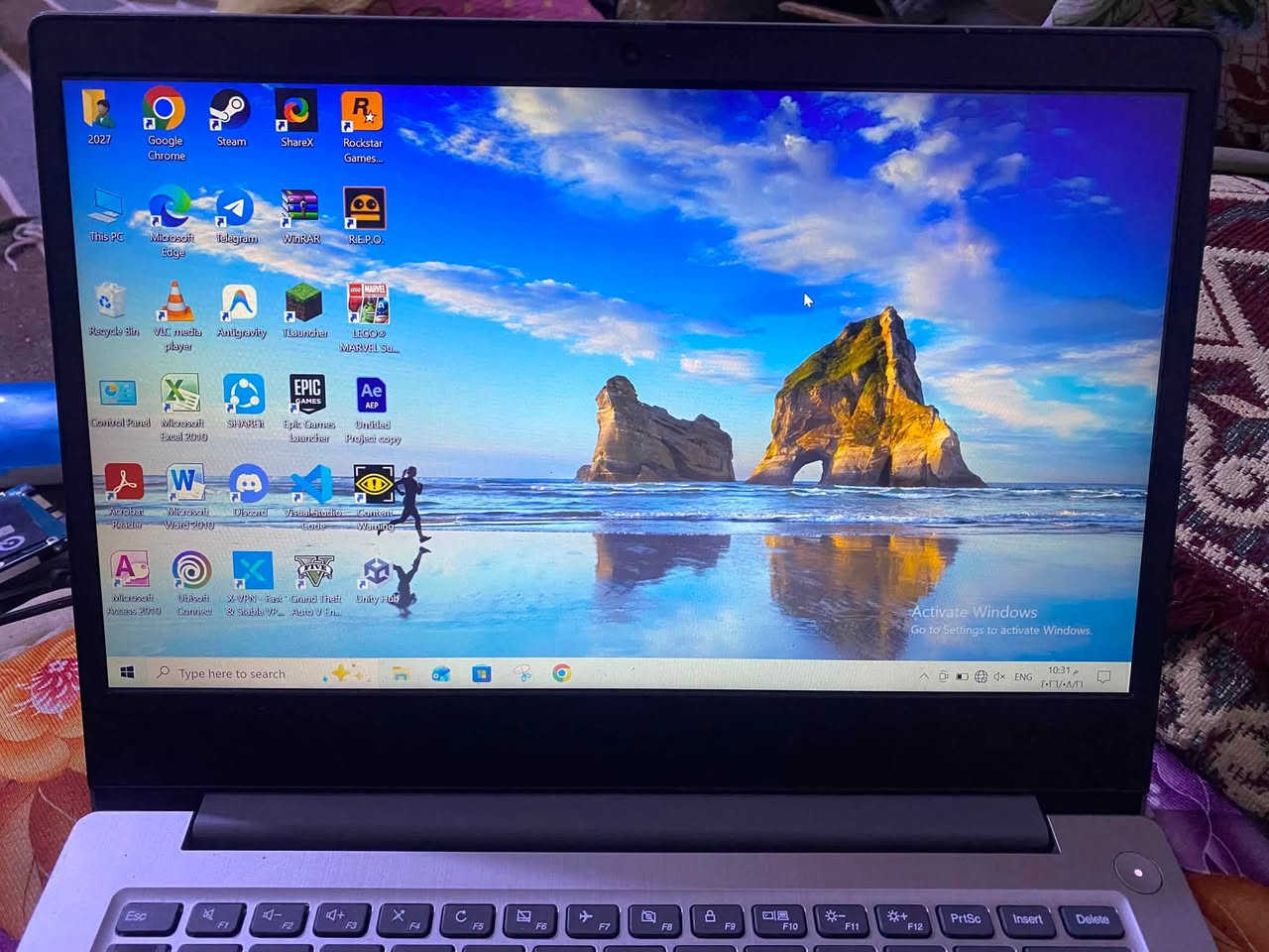لابتوب Lenovo للبيع
المواصفات 

Core i5 جيل 10

RAM 12GB DDR4

M.2  256GB

كرت شاشة داخلي 6GB

شاشة حجم 14.4 دقة 1080

مع شاحنة الابتوب مستخدم نظيف سعر 430 

مكاني بصرة ومتوفر توصيل 

رقم الموبايل ***********
