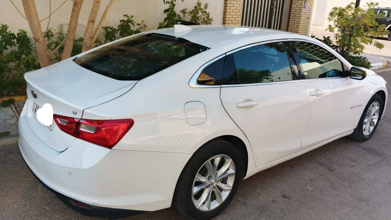 السلام عليكم
ماليبو للبيع ٢٤موديل السياره بچم كبس حادثها باب ونص عكس السائق صبغ السيارة تبريد ثلج حدادية جديدة على وضع الشركة السيارة حلوة من كل النواحي مال جناي ما تصرف عليها دينار تريد وكاله اوسنويه حاضرين سياره كشخه وعزل وتبريد وسرعه الف عافيه على الي ياخذها مكانها بغداد الكرخ رقمي ***********
