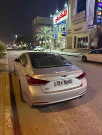 جينيسيس جي 80 • ٢٠١٧ • ٨ سلندر