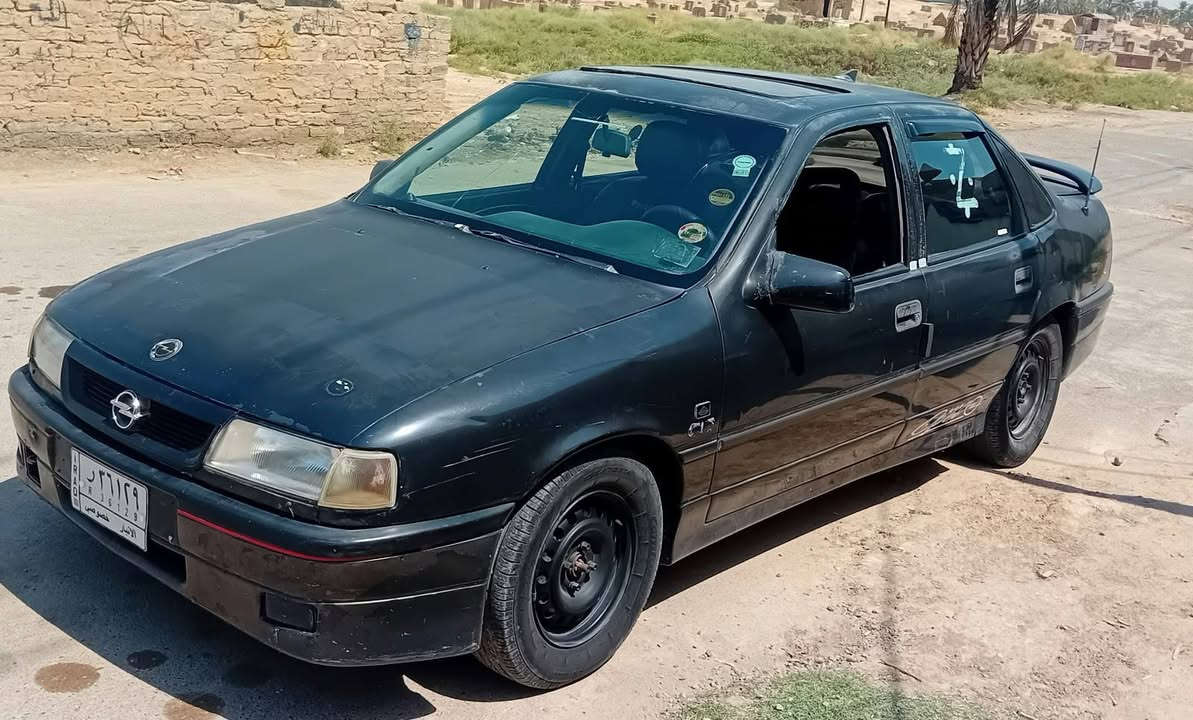 سلام عليكم اوبل فكترا رقم انبار ألماني شرط التحويل راعيها بتكريت كهربائياتها كلها شقاله كير ومحرك شرط رياضي  صدر جديد تواير جدد السياره احلا من الصوره السعر 25 وبيها مجال ويرهم مراوس رقم الهاتف ***********
