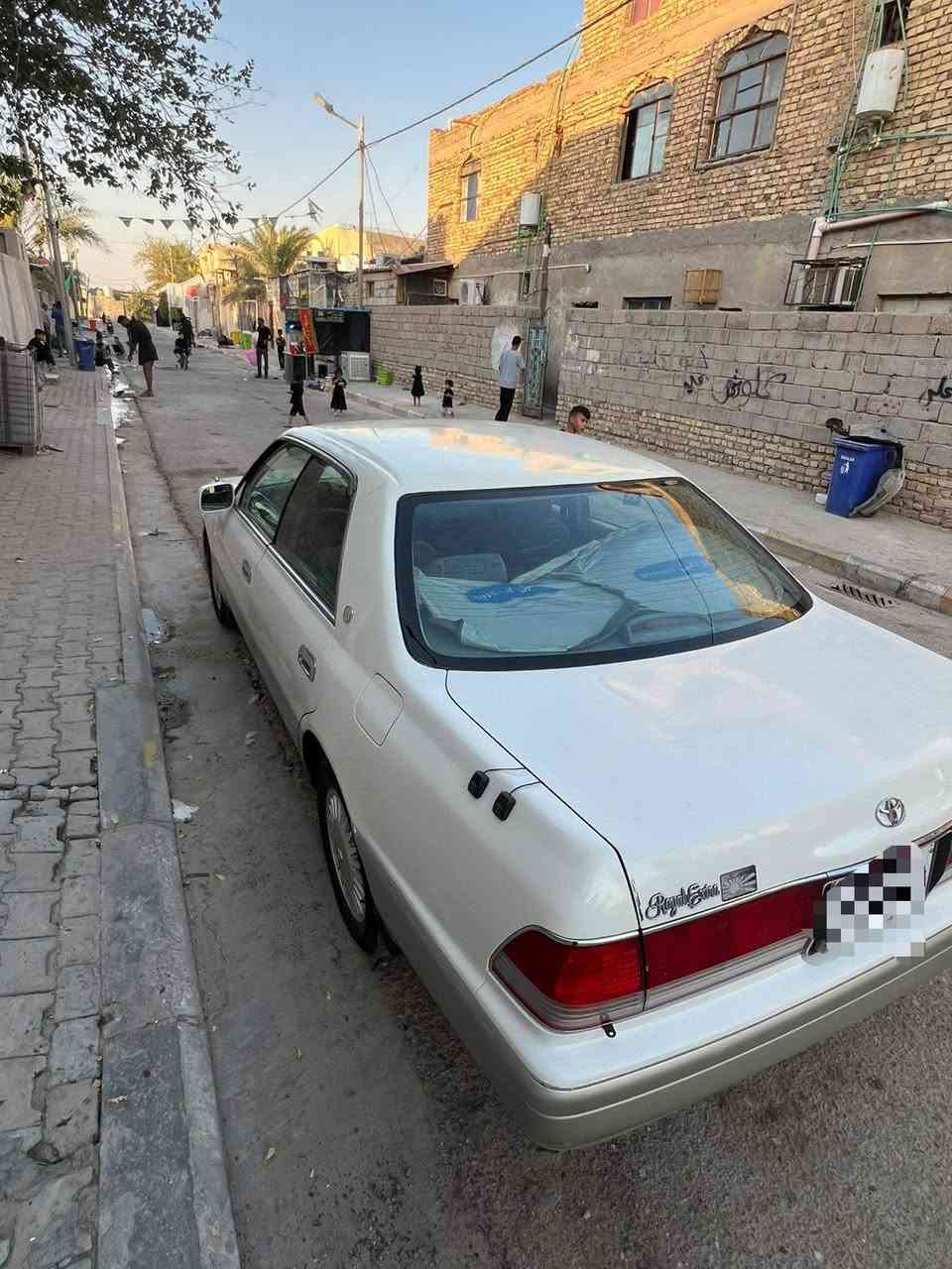 من رخصة الادمن 
راس فلات مكفوله من الكصة والنقل والاصوليات حدادية تخم تاير تبريد رقم بصرة الانكليزي السنوية شهر تسعة 2026 للبيع والمراوس بملكة او سيارة عالية مع الفرق للاستفسار مع الرقم *********** علما سعرها 95وبيه مجال مع تحياتي
