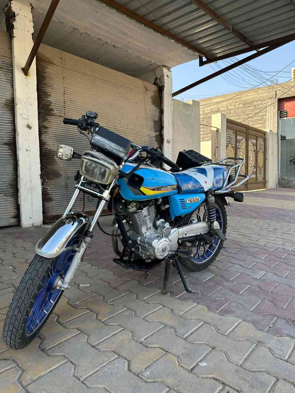 السلام عليكم ماطور للبيع ناما برو موديل 24 مامفتوح شرط محرك 200cc. منفيس بي سعر 600-- وبي مجال شي قليل المكان الكيارة نفسها الرقم.. ***********
