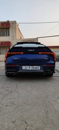 من رخصت ابو الكروب للبيع كيا فايف موديل 25 رقم اربيل ماشيه 18الف سياره...