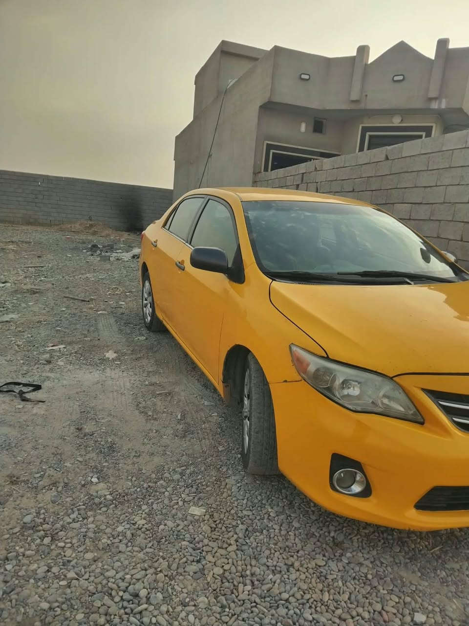 كورلا للبيع رقم نينوى سنويه لل 2031 موديل 13 ضرر جاملق وبنيد وبيه 4 أصابع تصليح بل شاصي شرط التحويل بي بطاقت بانزين مكان السياره الحويجة داخل السعر 105 الموشراي لايخبرني رقم الهاتف ***********
