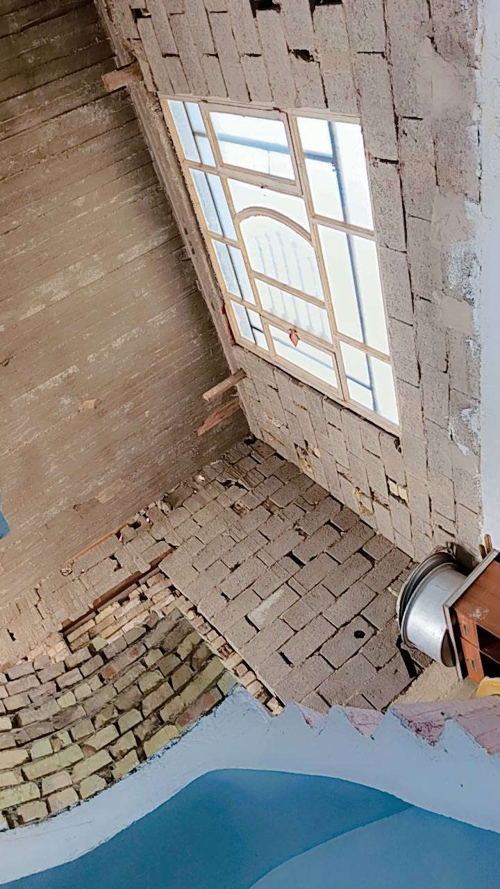 عنران شارع عشرين • ٢٣٠م • جاهز