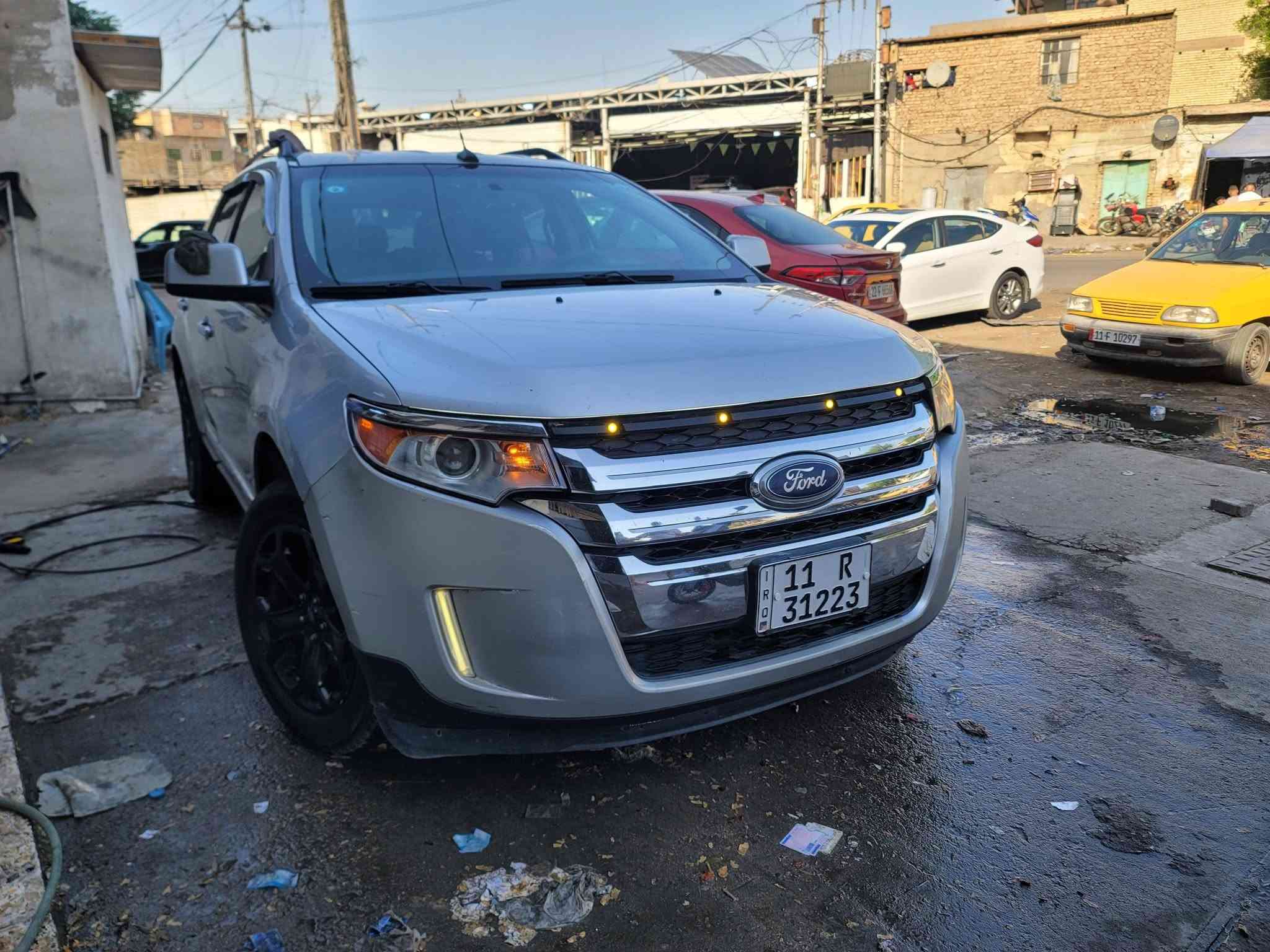 سلام عليكم  سعر مناسب فورد ايدج موديل ١١ بغداد بسمي فور ويل مكفوله من الضربه والصبغ جاهزه مجهزه ترايك وين متريد محتاج ودا ابيع   سعر 80$ 
مبايل ***********
