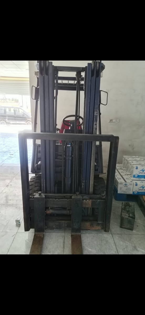 رافعة كوماتسو طن ونصف جب حاوية توماتيك كاز ٣حركات جاهزة للعمل مكانها دهوك السعر ٣٨ ورقة ***********
***********
