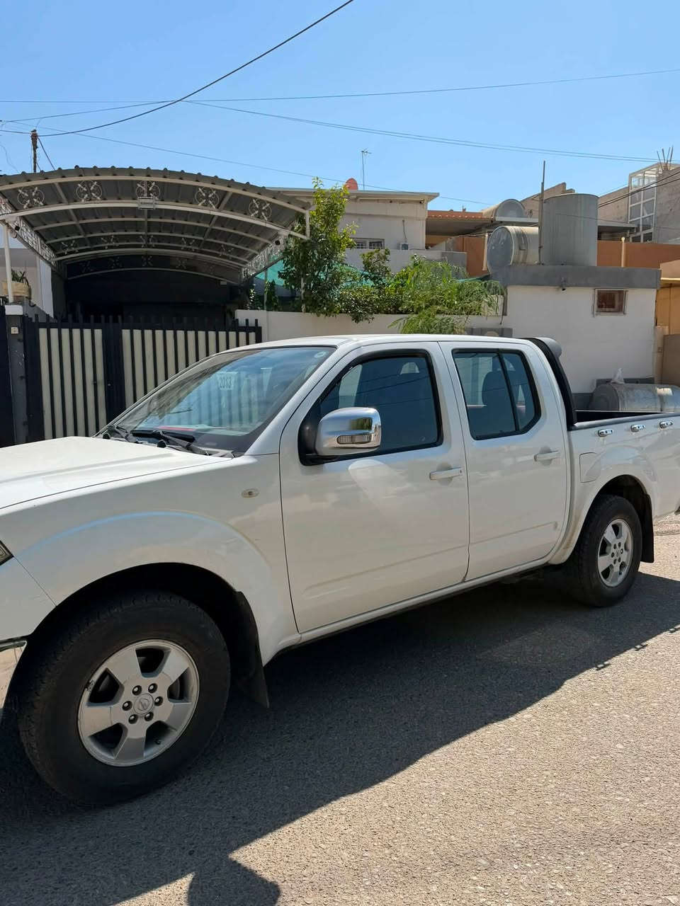 بيكاب نفاره للبيع موديل 2013 سياره ماشيه 226000 الف مال بيت نضيف سنويه جديد باسمنه سياره مال بيت مابيه صبغ ابدا محرك مفتوح بيه ثلاث اماكن قليل بيه بارد تاير جديد باتري جديد خير من الله تبريد ويه سويج سعر 110 ورقه 
***********
*********** 
ملاحظه مكان السياره كركوك 
بيه بطاقه بنزين ايضاً
