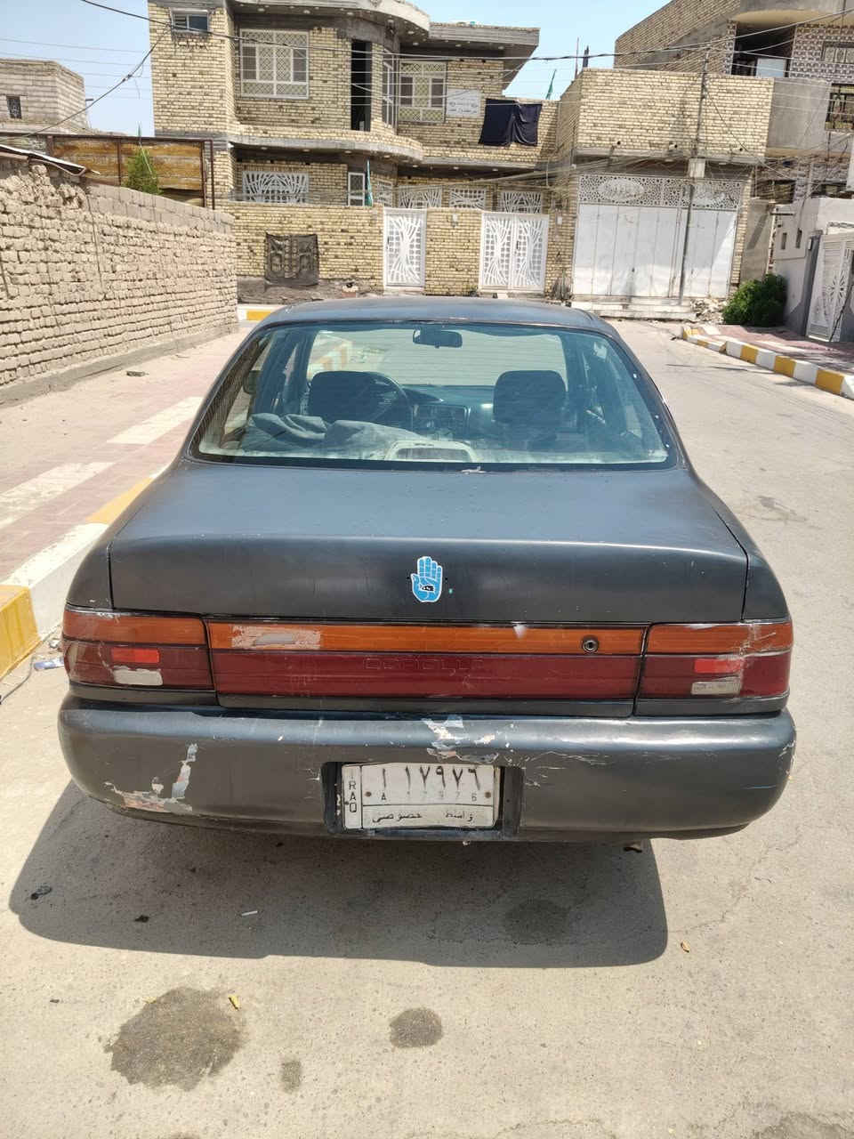 _مكينه وكير خير من الله
2_سنويه ساقطه
3_راعيه باكوت وابو وكاله باناصريه اثنين حاضرين 
4_ضربه خفيفه كلولي ب50 الف نسويه  كدامكم باباب ومبدلينه ومامصبغ 
5_قماره طايحه عليه سقيفه بس شويه ومسوينه 
سياره خير من الله لااشتغل بيه ولاهاي من بيت للمحل ومرات اروح بيه كربله ونجف 
السعر 38 وبيه مجال حق جيه 
الرقم:  ***********
