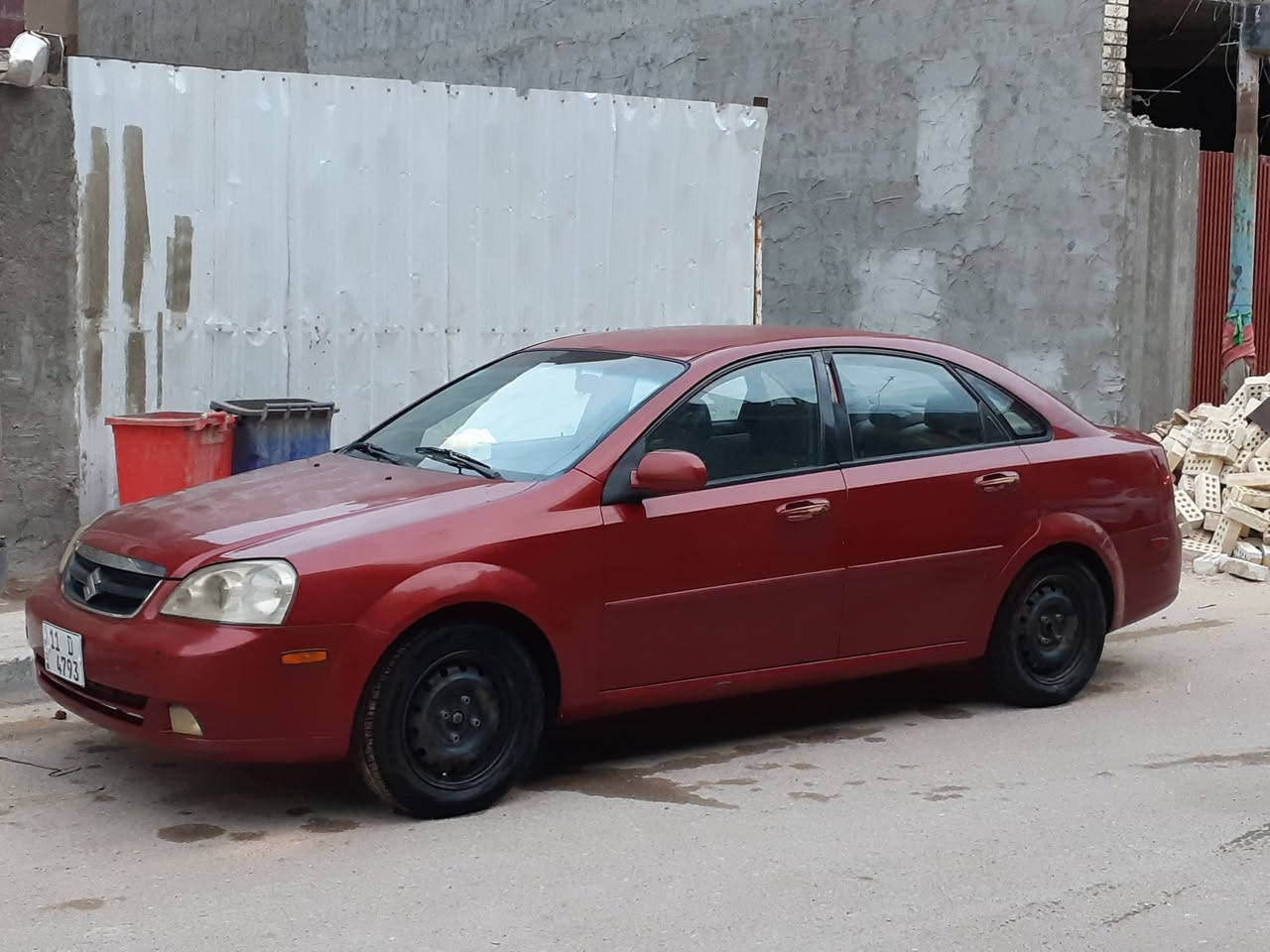 للبيع فورنزا ٢٠٠٧  رقم بغداد بأسمي بلاديه مكفوله من الصبغ والحوادث حتى الدعاميات ليبل واحد مكينه حاويه صدر نص عمر منظومة غاز شادله تخم تاير نقصه مشط استيرن جبن واذا الكير الجوه تعبانه تبريد خير من الله مكان السياره بغداد الأمين الثانيه رقم *********** السعر ٦٢ وبيه مجال
