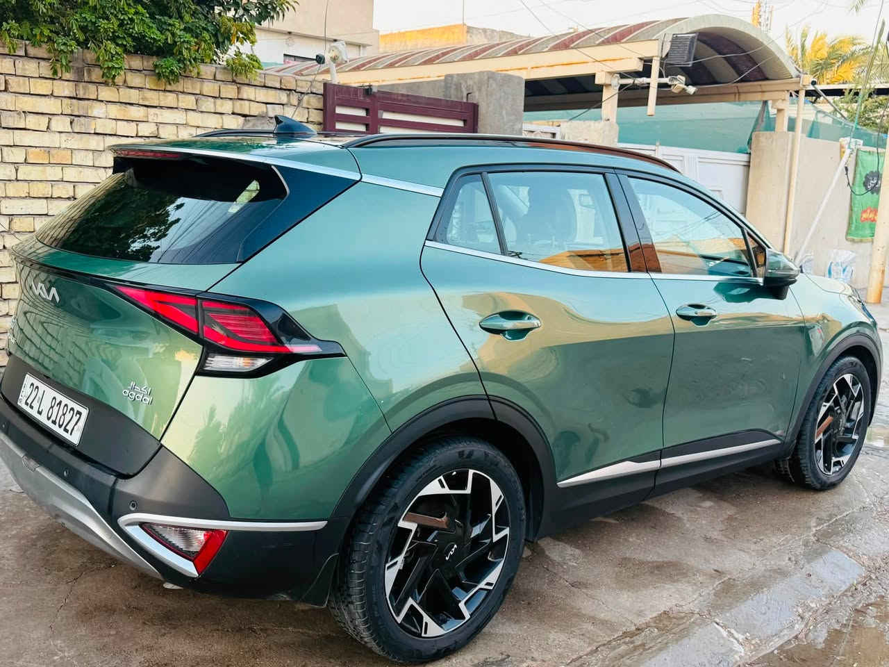 كيا سبورتج خليجي
فول مواصفات 1/1 

ضمان شركة اكدال

                               Kia Sportage 2024 

ماشيه 43 الف

✨ التفاصيل والمواصفات الكاملة:

بانورما سقف اسود على طول السقف

مقاعد الامامي تبريد 

مقاعد الامامي تدفئه ( هيتر )،

ستيرن تدفئه ( هيتر ) 

رادار جانبي بالمرايه الجانبيه مع تحذير صوتي

نظام استشعار الحركة عند فتح الابواب

نظام شحن واير ليس

ايرباك عدد ٦

نظام الاناره الامامي (Boomerang LED DRLs)

حساسات امامي وخلفي 360 درجه

مقاعد الامامي كهربائي

صندوق الخلفي كهربائي

تحكمات ستيرن كامل

مرايا الجانبيه شفط

كامره خلفيه دواره مع عدة اختيارات للتصوير

انظمه قياده متعدده مجهزه بالسياره

اوتو هولد توقف Auto hold 

بصمات شركة عدد 2 مع كتلوكات الشركة

📌 ملاحظه:⭐️

‎ 

السياره مكفوله كفاله عامه عدى شخط بسيط

***********

📞

مكان السياره بغداد الزعفرانيه

..

السعر .. 208 $
