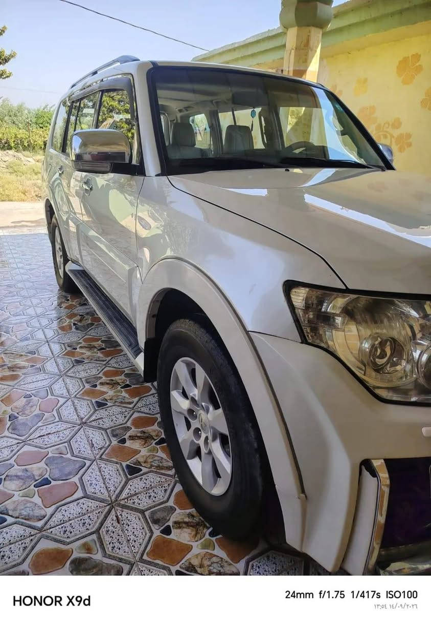 السلام عليكم  باجيرو 2009 للبيع سيارة خير من الله حبتور كلشي موضح بل سونار للاستفسار الاتصال على الرقم ***********والسعر 130 وبيه مجال

نص مكتوب في الصور:
- HONOR X9d 24mm f/1.75 1/324s ISO100 ١٣:٥٣ ١٤٠٢/٠٩/٢٠
- HONOR X9d 24mm f/1.75 1/417s ISO100 ١٣:٥٤ ١٤٠٠/٠٩/٢٠٢٦
- HONOR X9d 24mm f/1.75 1/221s ISO100 ١٣:٥٤ ١٤٠٩/٢٠٢٦
- HONOR X9d 24mm f/1.75 1/612s ISO100 ١٣:٥٧ ١٤٠٢/٠٩/٢٠