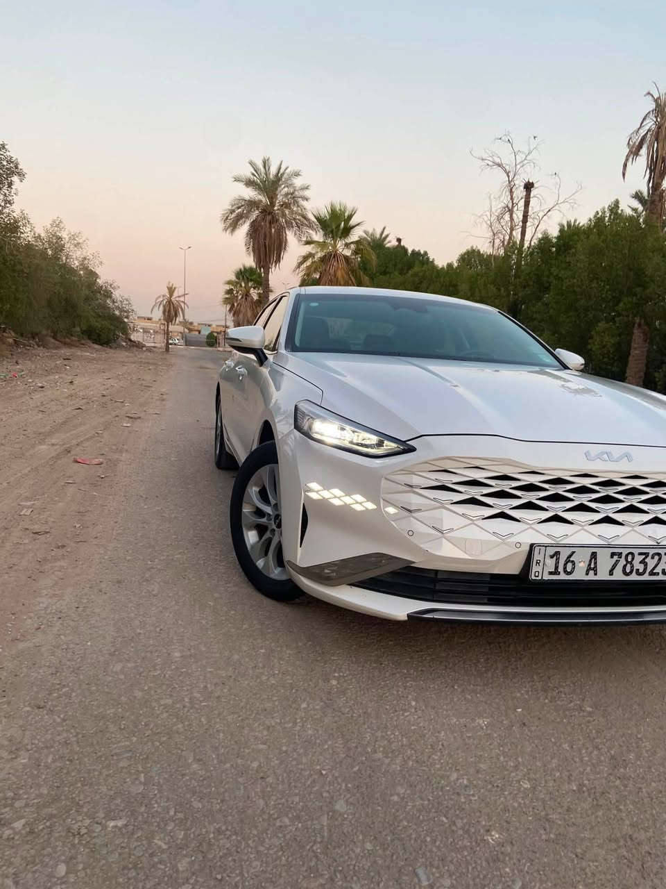 السلام عليكم ورحمة الله وبركاته
K8 2024
السياره فول فول فول مواصفات فقط بانوراما مابيها 
السيار مكفوله كير مكينه شاصي كشر سياره مكفوله كفاله عامه ما عدا قطعه بارد صغيره بلجاملغ الايمن خلفي
سياره كتاب شهداء وكاله عام بعدله سنه وتداور
السعر195 وبيه مجال 
***********
