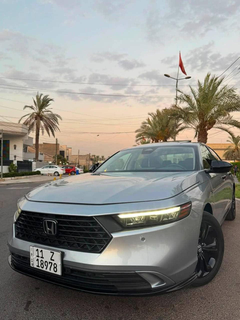 السلام عليكم هوندا اكورد EXL 2024
ماشية 28 الف ميل
فول مواصفات 
•كشنات جلد تدفئة
•قطعتين تبريد
•ذاكرة تخزين مقاعد
• مكينة 2000 هايبرد تنفس طبيعي
• كير اوتوماتيك 
• شاشة كبيرة
• ⁠سستم سماعات 
•فتحه سلايد
• كاميرا خلفية 3 انظمة
• كراسي كهرباء 
• رادار امامي
• مانع تصادم
• محدد مسار 
• تصحيح مسار
• شفتات بالستيرن
• مثبت سرعة
• مانع انزلاق
• دخول ذكي 
• إنارة ترحيبية
• هندبريك كهرباء
• عداد ديجيتال
•لايت عدسات زينون
• نظام اوتو لايت Auto
اوتو هولد للبريك
• حساسات مطر 
• حساسات امامي خلفي 
• حساسات ضغط هواء الإطارات
• أوامر صوتية
• 4 أنظمة قيادة (eco,individual , sport,normal )
السيارة بيهه صفحة + بنيد صبغ جاهزة بدون اي نقص وتراي وين متريد رقم بغداد بسمي 
السعر 157 $ وبيهه مجال 
مكان السيارة الاعلام او البياع 
***********
