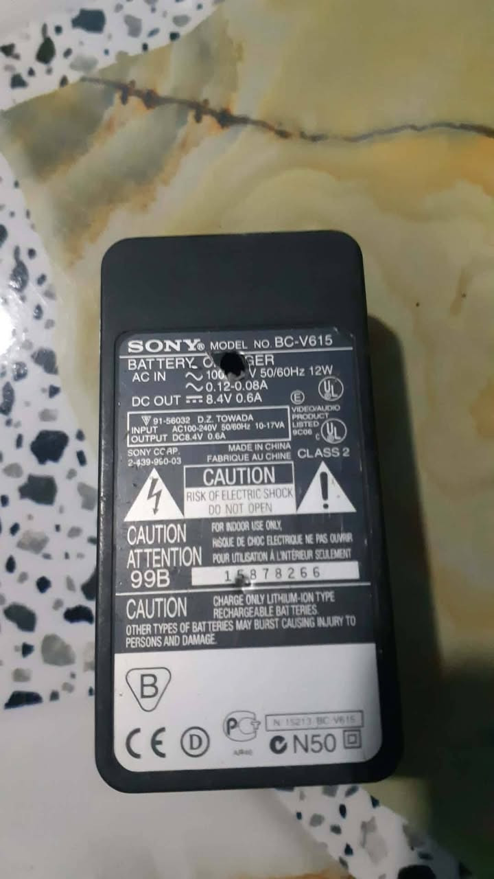 شلعه للبيع المجموعه الاولى:
عشره hd مشكل
محوله بلي تو ومحوله ثانيه ما اعرفها شنو
بلي تو فحم مع قطعه تحويل hd 
اثنين av 
قلم 3d بدون الماده بس القلم مع شاحنه شغال
هارد 60gb مال اكسبوكس 360
محوله اكسبوكس 360 اورجنل
محوله dell لابتوب
مجموعه وايرات كلكسي وايفون وتايب سي( اعتبرهم هديه) 
40الف قفل

المجموعه الثانيه:
مايكروفون كامره كانون 
شاحن بطاريه كامرات
25الف

تاخذ المجموعتين اثنينهم احسبهم ب60مع توصيل قفل وتحياتي🖤 للتواصل واتس:***********
