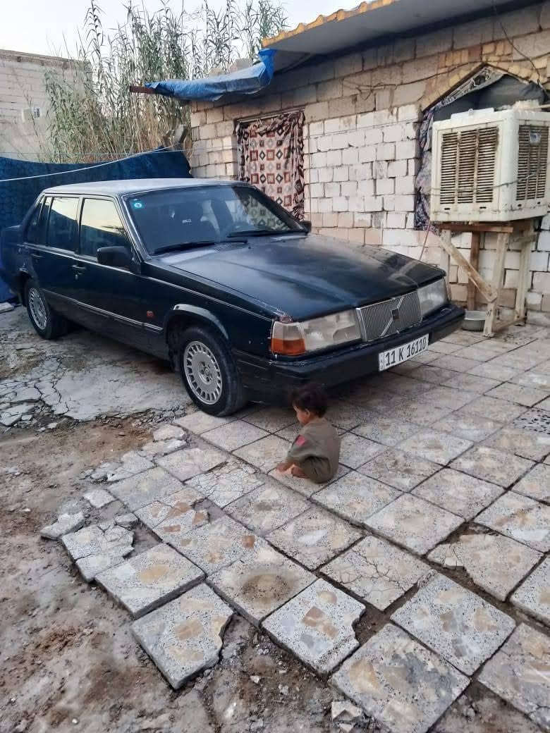 سلام عليكم فالفو مديل 94حجم 940
كير محرك حداديه كفاله رقم بغداد نكليزي باسمي تحويل مباشر سياره بدون حادث مكاني نجف كوفه 
بيع أو مراوس 
السعر 40بيه مجال رقم الهاتف ***********
