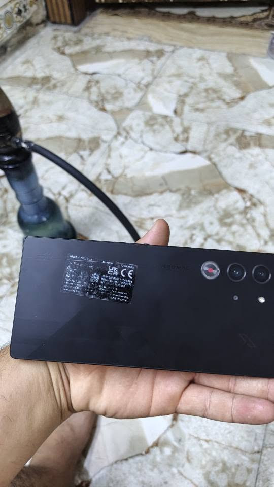 ريد ماجك ١٠ برو • ١٢/٢٥٦ • بطارية ٧٠٥٠mAh
