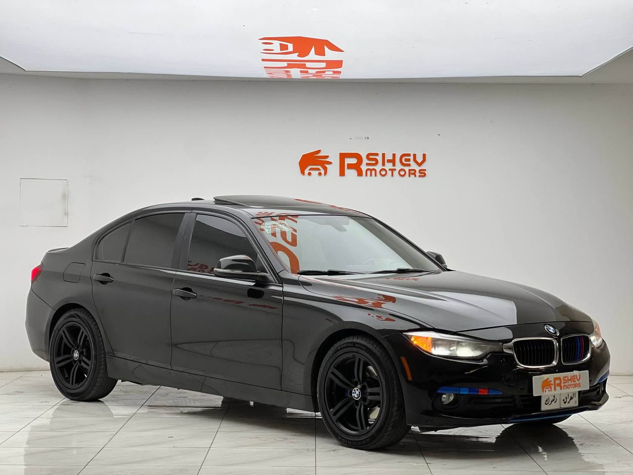BMW 320i 2017
بي ام دبليو ٢٠١٧
مواصفات:
-فتحة سقف
-بصمة 
-کشنات جلد و تدفئة و کهربائي

مكينة ٤سلندر و تيربو حجم ٢.٠لتر
ماشية ١٠٥،٠٠٠ ميل فقط و ب حالة جداً ممتازة 

🔥علیها ٧٠٠$ غرامات تنزل من السعر

ضرر السيارة جاملغ خلفي صبغ و بابین مبدل بلاد نفس اللون بدون دواخل و ايرباك
السيارة كلش حلوة و نظيفة

السيارة رقم دهوک تحویل شرط 
مكفولة من كير و محرك و كهربائيات

و ب سعر(140$) ورقة و بيها مجال

مكان السيارة

دهوك -معرض ارشف R-Shev
رقم51 من معارض التيرمينال 

***********
*********** دهوك, العراق
